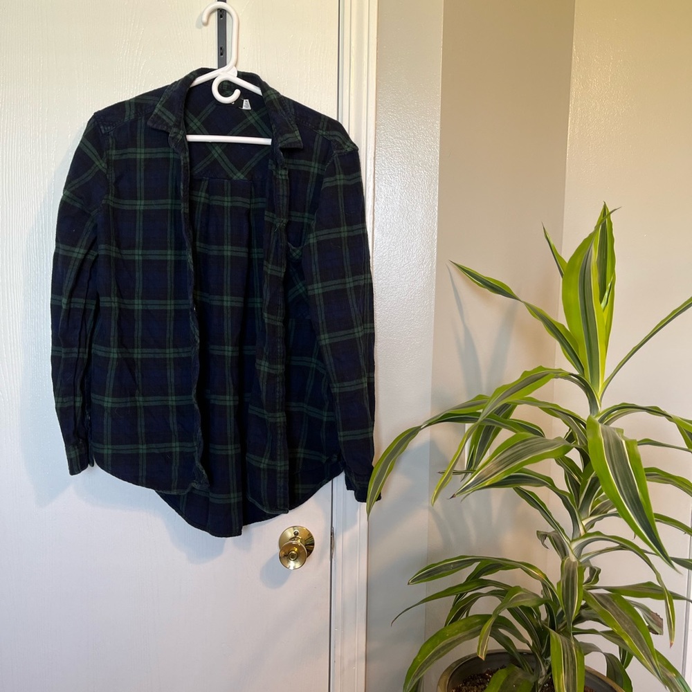 BDG green and blue flannel 💛